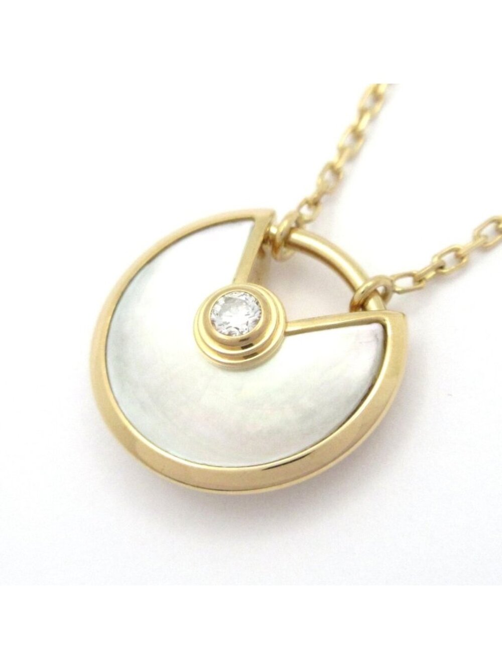 Cartier Necklace Amulette de Cartier XS 18k Yellow Gold White Mother of Pearl